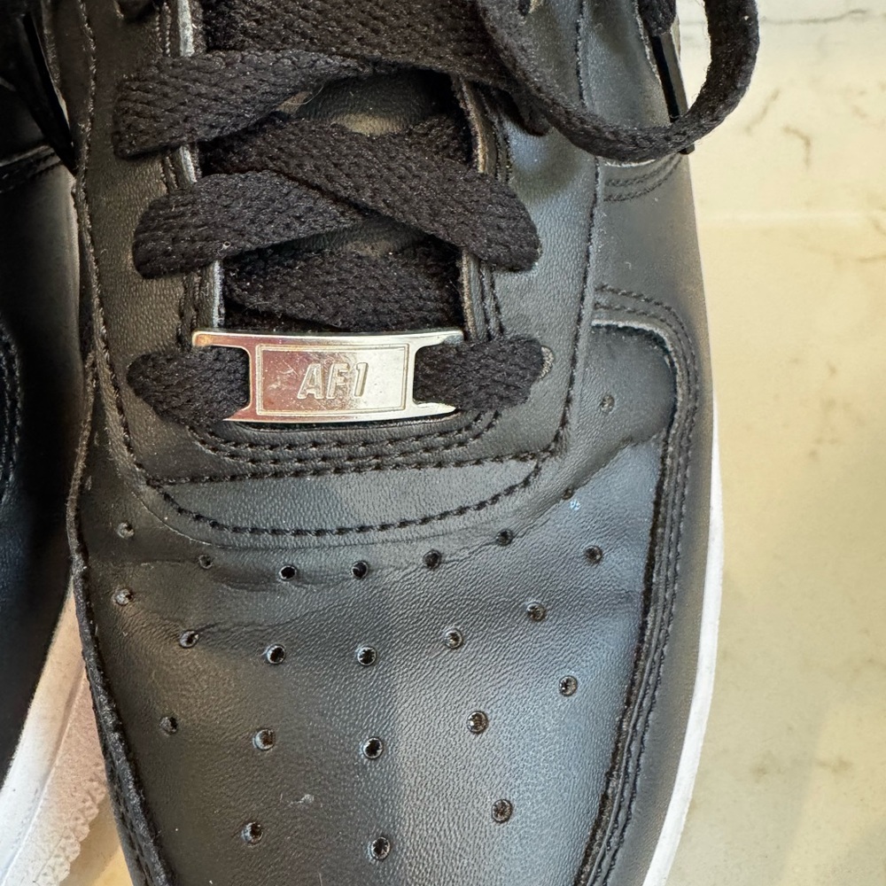 Nike Air Force 1 Black and White Sneakers - Picture 10 of 16